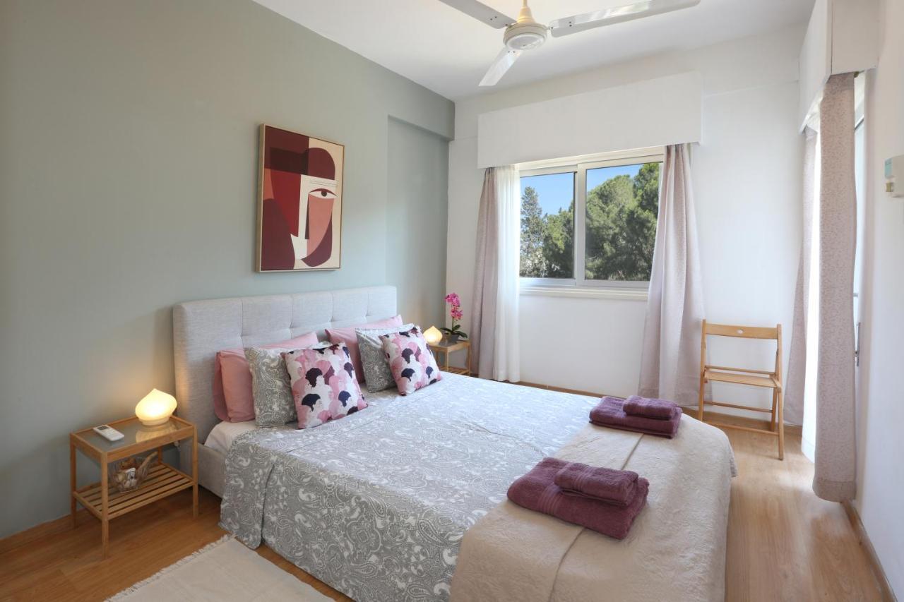 Cozy Holiday Apartment In Larnaca Near Foinikoudes Bagian luar foto