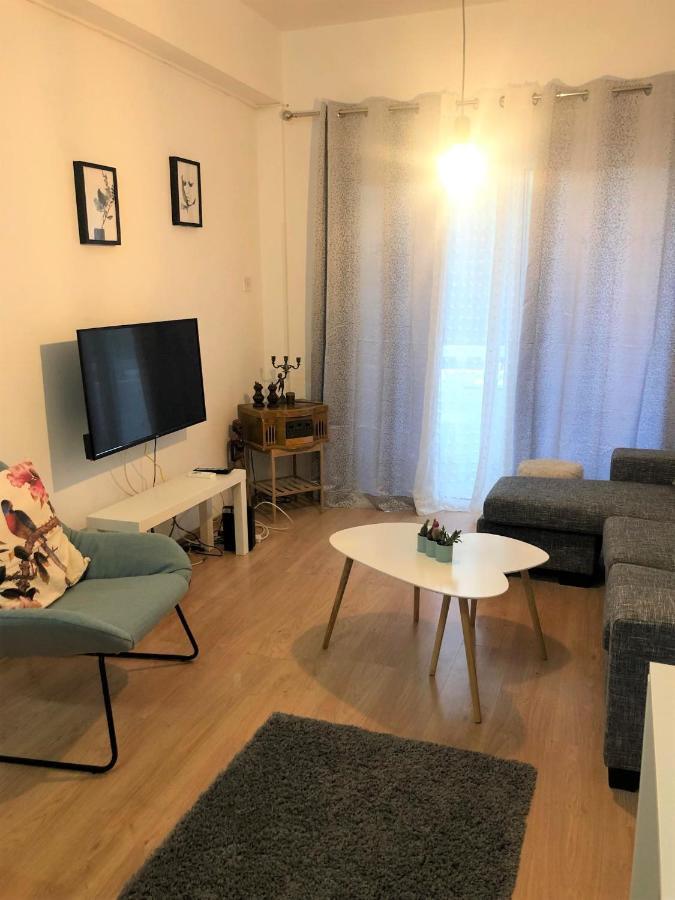 Cozy Holiday Apartment In Larnaca Near Foinikoudes Bagian luar foto